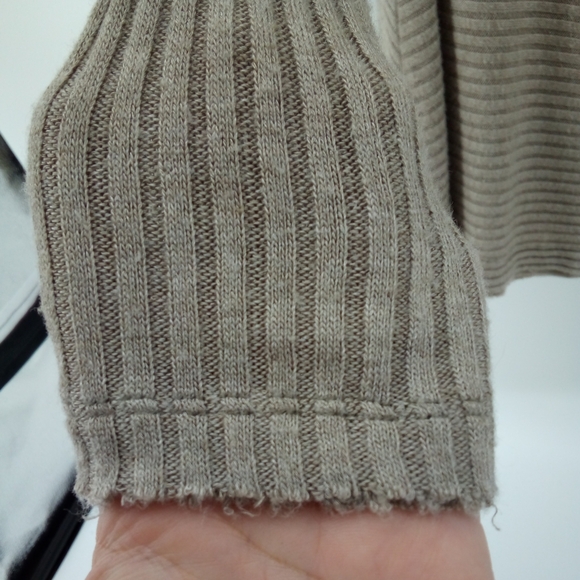 Free People We The Free Top People Lover Ribbed Long Sleeve Taupe XS Vegan Rayon - Picture 7 of 16
